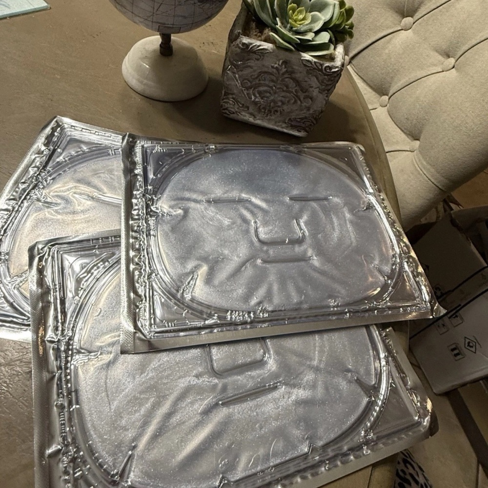 3 Predire Paris Platinum Collagen Cell Renewal Facial Mask Anti-Aging Hydrating
